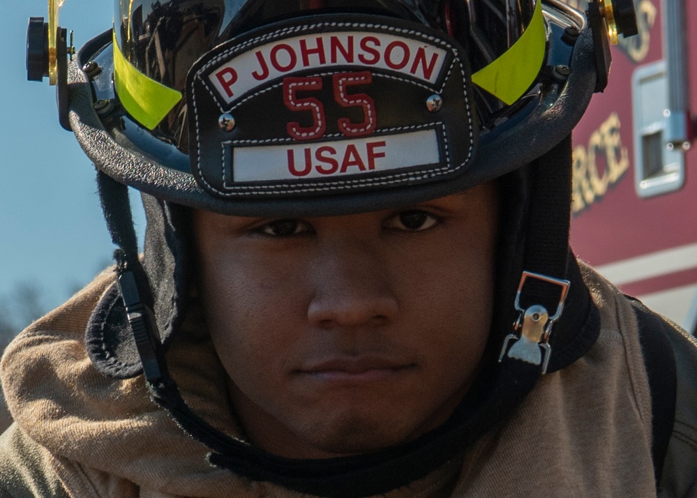 SJAFB Firefighter Airmen perform live-fire exercise