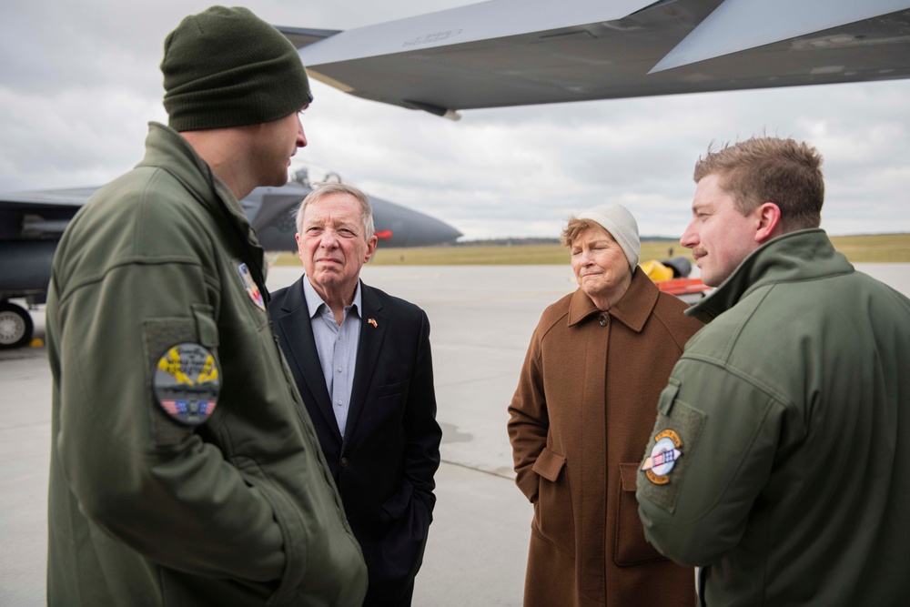 Congressional Delegates Visit Łask Air Base