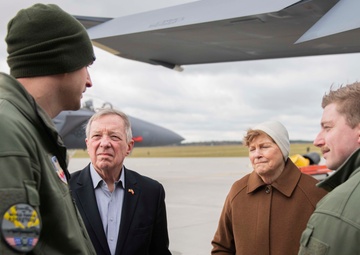 Congressional Delegates Visit Łask Air Base