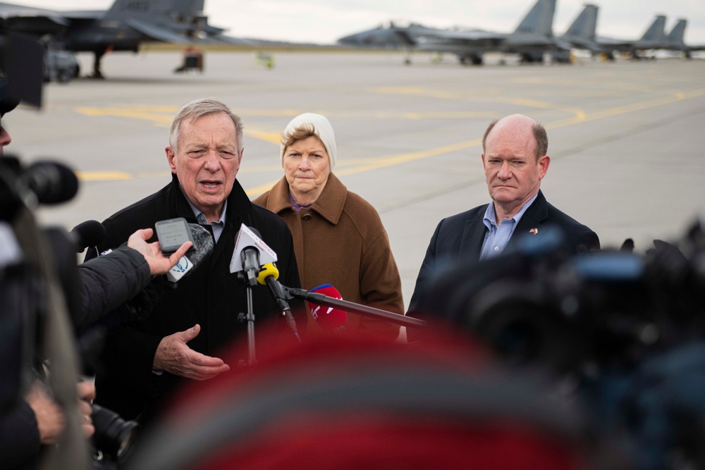 Congressional Delegates Visit Łask Air Base