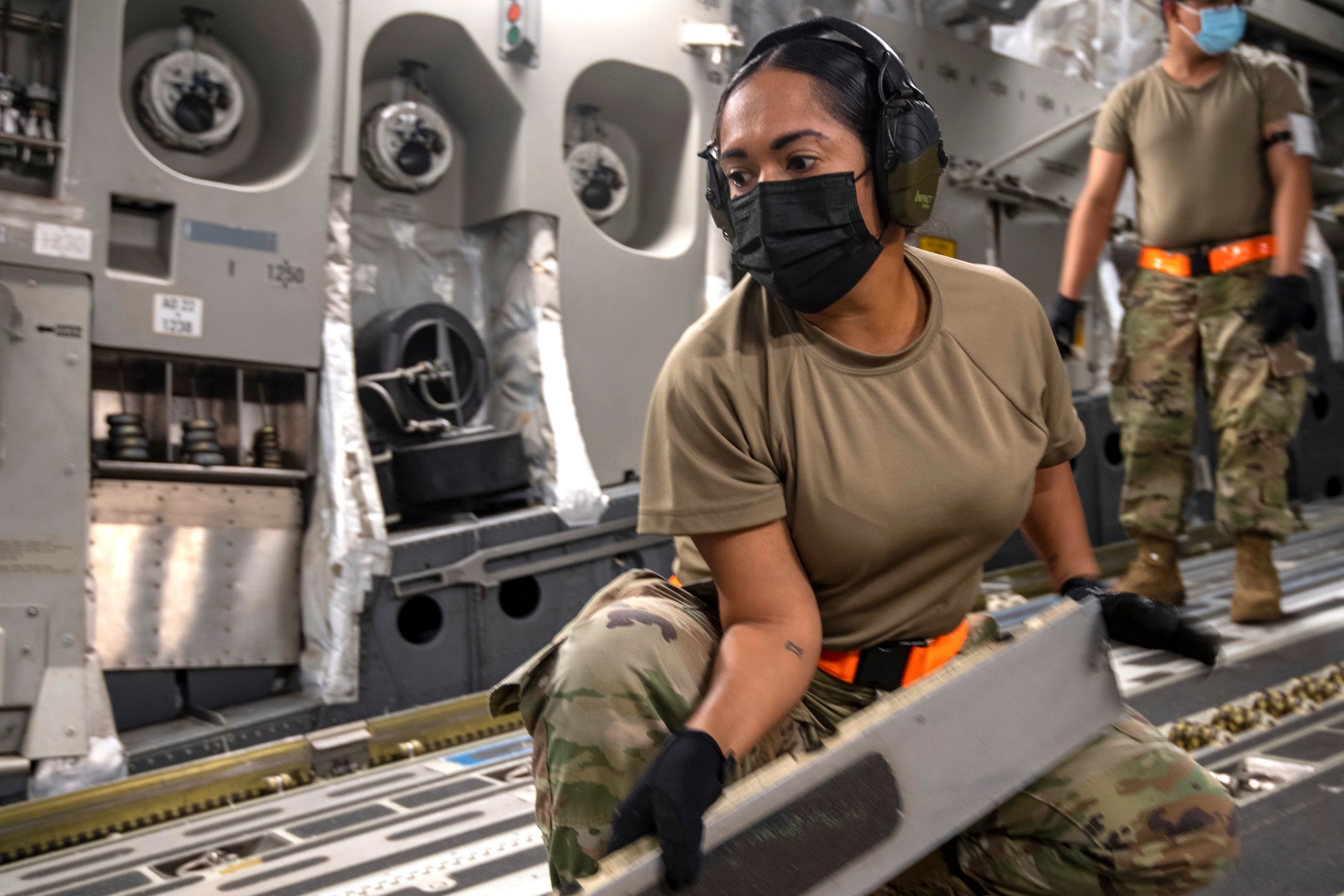 DVIDS - Images - 48th Aerial Port Squadron Trains with 735th Air