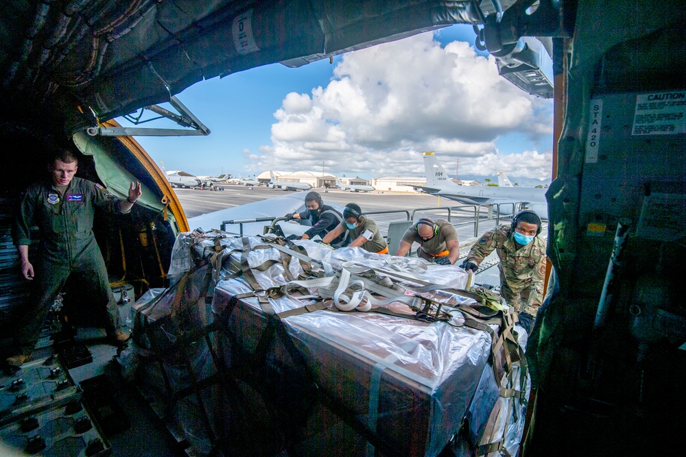 48th Aerial Port Squadron Trains with 735th Air Mobility Squadron