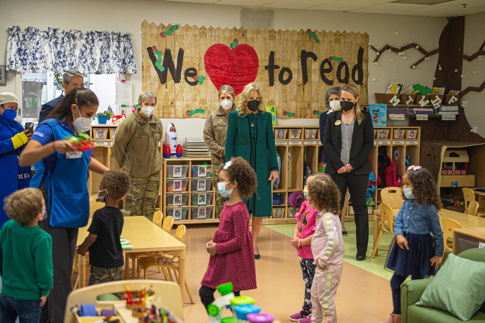 First Lady visits JBSA