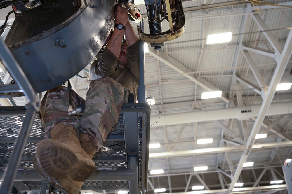 801st SOAMXS performs CV-22 maintenance