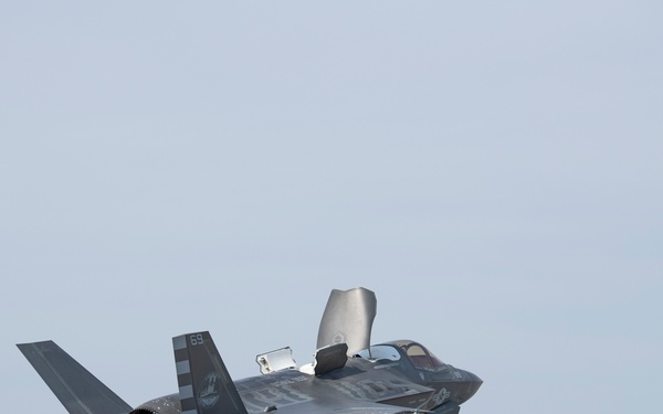 VX-23 F-35B Short Takeoff Launch - NAS Patuxent River, Md.