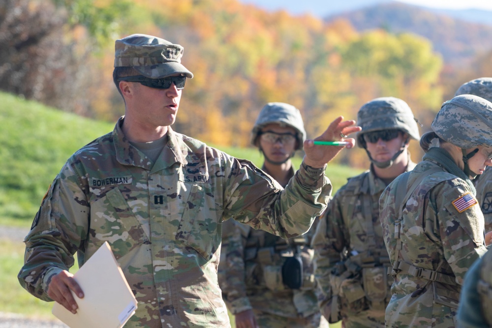 2-10 AHB Air Movement with Norwich University ROTC Cadets