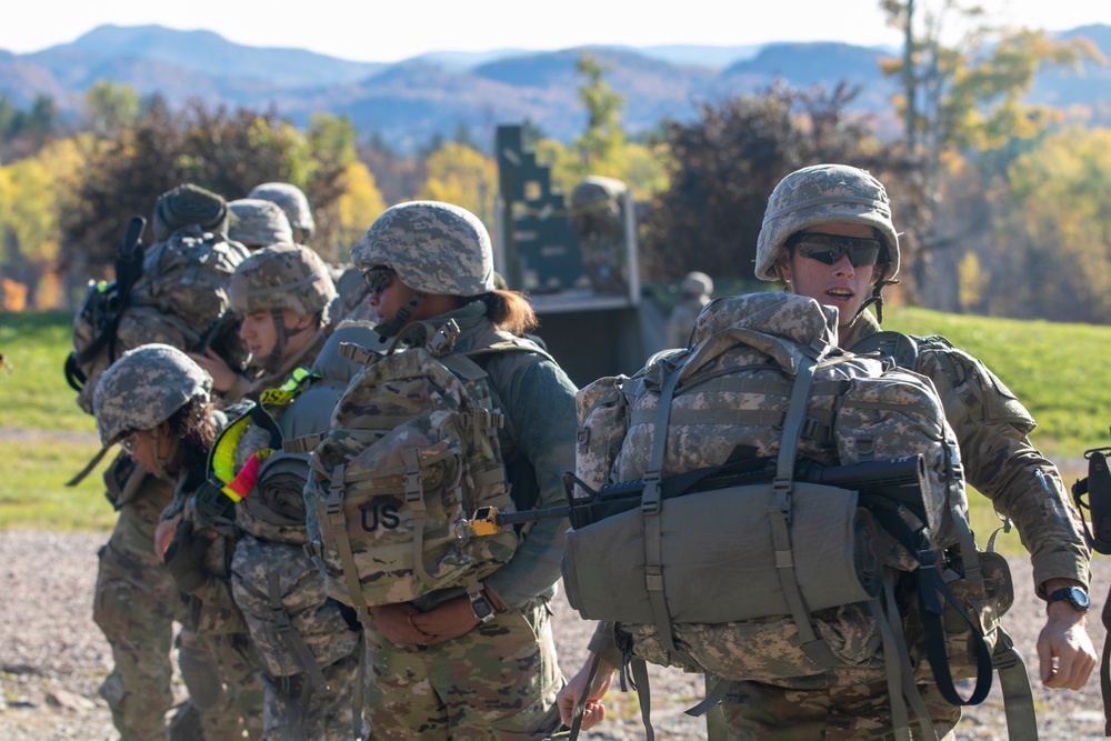 2-10 AHB Air Movement with Norwich University ROTC Cadets