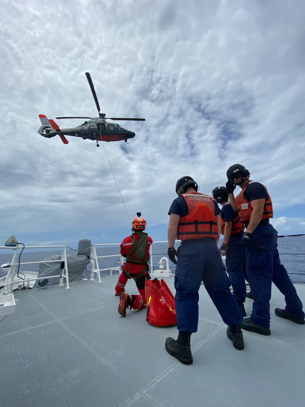 DVIDS - Images - Coast Guard cutter conducts patrols in Oceania [Image ...