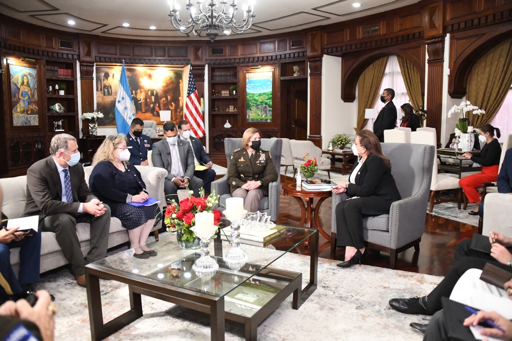 Gen. Richardson Visits Honduras