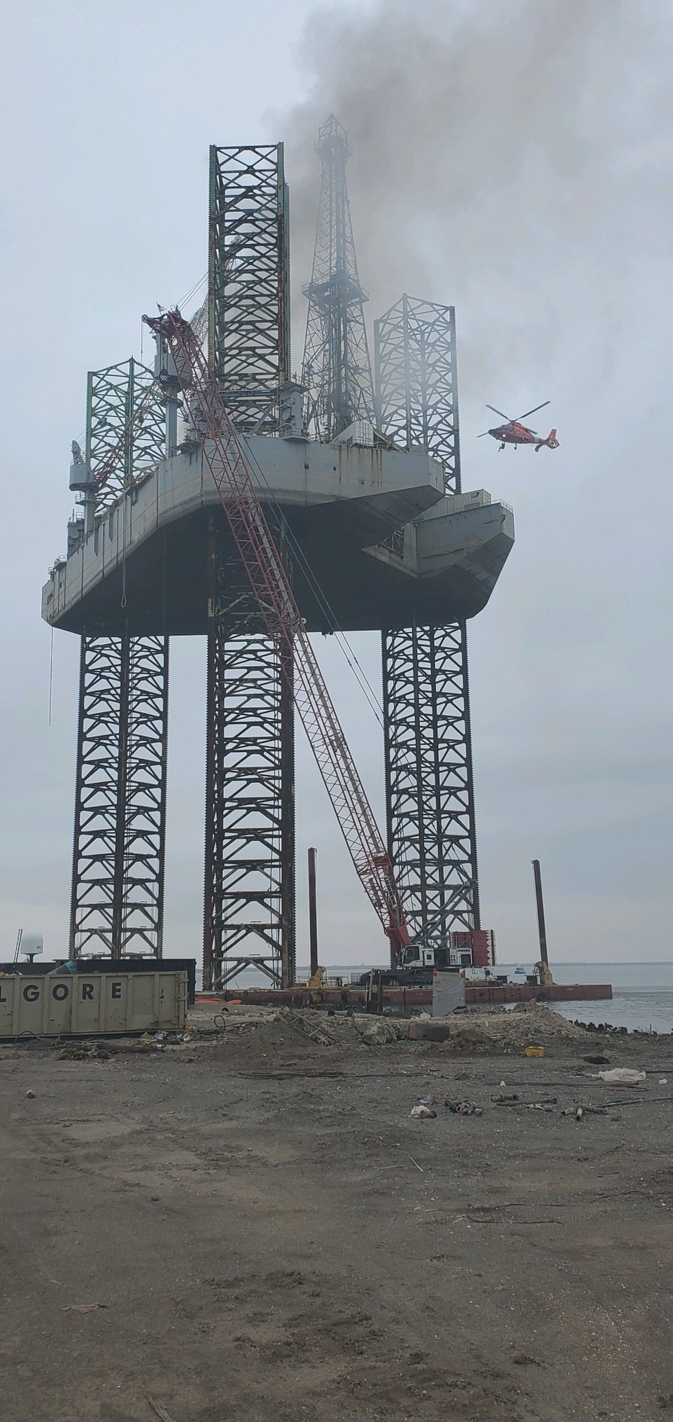 Coast Guard rescues 9 from rig on fire near Sabine Pass, Texas