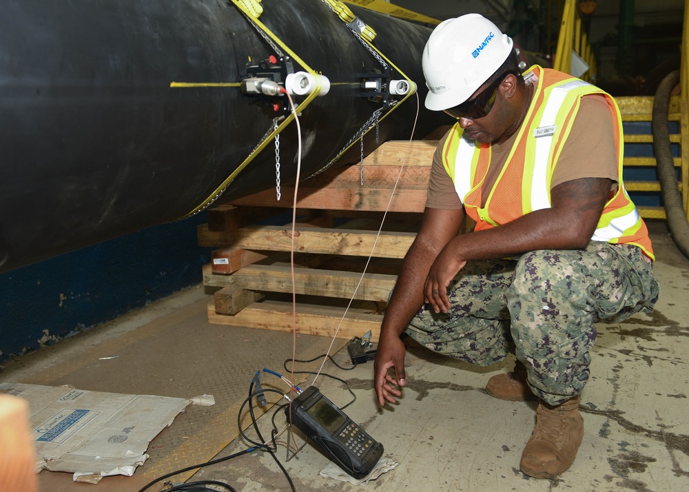 Seabees Monitor Red Hill Pump Systems