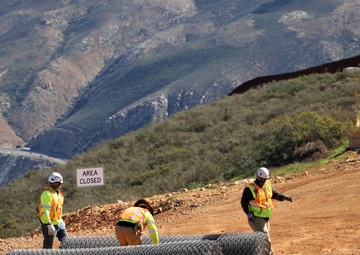 San Diego 4 airlift operations