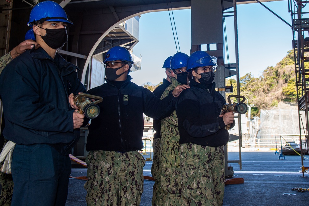 USS Ronald Reagan (CVN 76) Damage Control Drill USS Ronald Reagan (CVN 76) Damage Control Drill