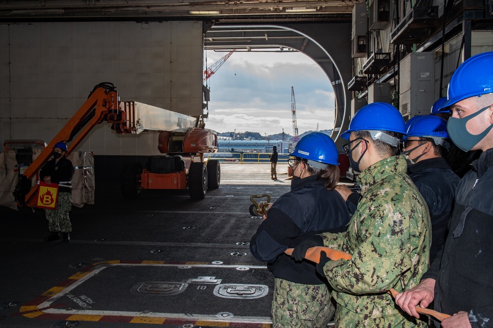 USS Ronald Reagan (CVN 76) Damage Control Drill USS Ronald Reagan (CVN 76) Damage Control Drill