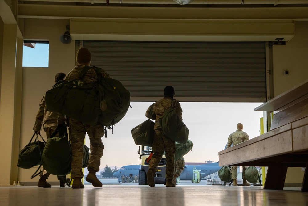 Soldiers of 2nd Battalion, 503rd Parachute Infantry Regiment, 173rd Airborne Brigade