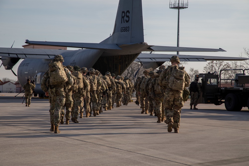 Soldiers of 2nd Battalion, 503rd Parachute Infantry Regiment, 173rd Airborne Brigade