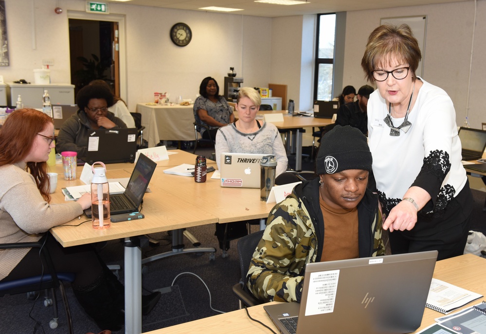 A&amp;FRC offers TEAMS workshop to aid spouse employment