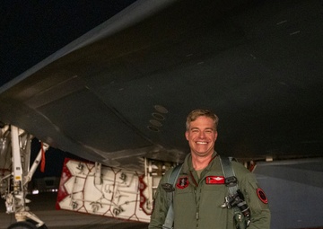 131st pilot achieves 1,500 flight hours in B-2