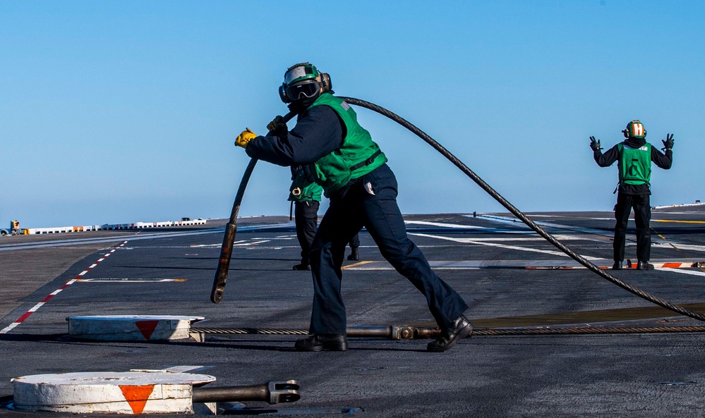 Sailors Replace Landing Equipment