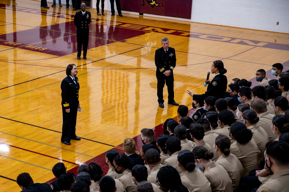 NSTC Commander Visits NJROTC