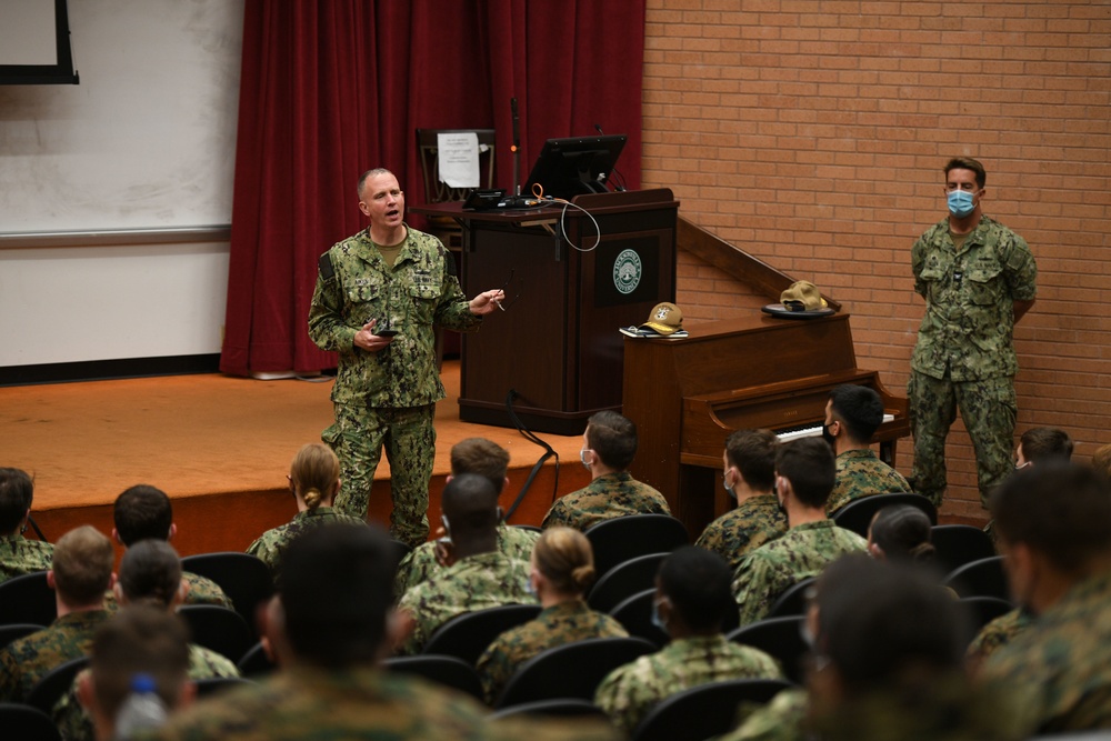 Commander, U.S. Naval Forces Southern Command/U.S. 4th Fleet Speaks to NROTC Midshipman at Jacksonville University