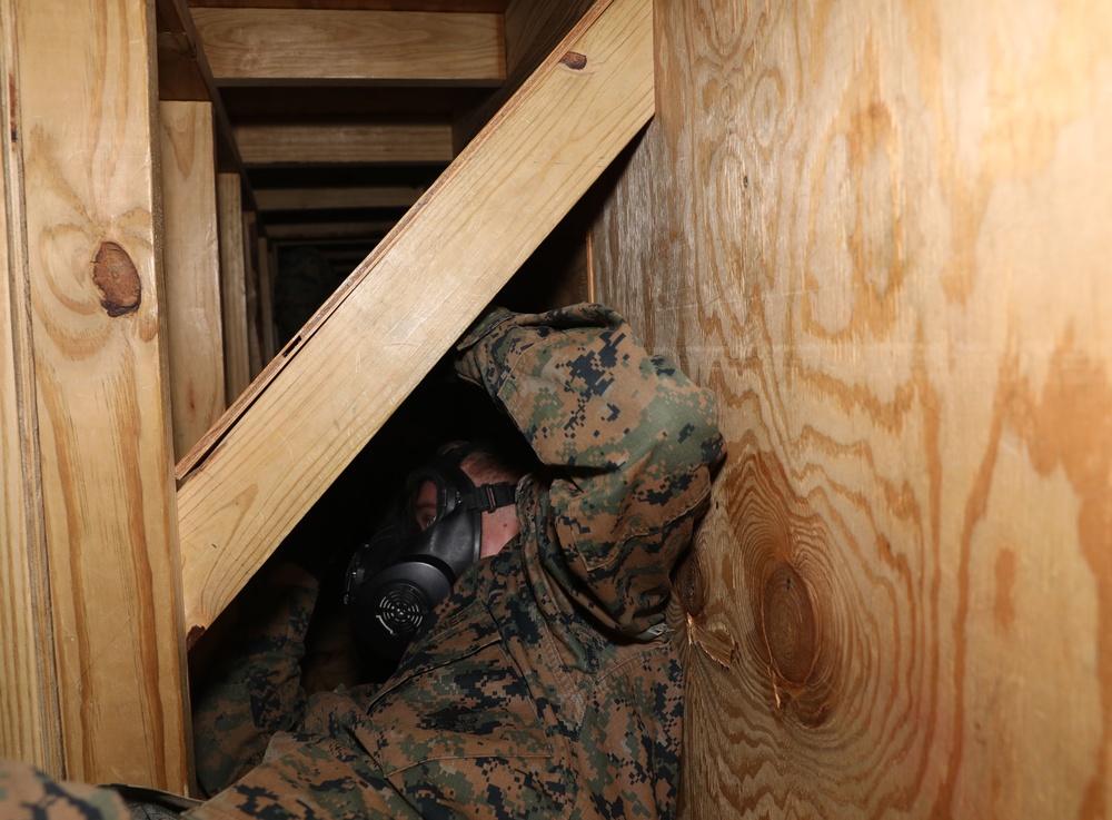 Marine Security Guard Students conduct collapsed structure training