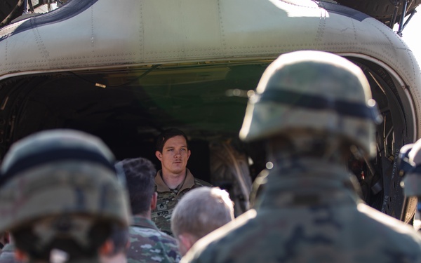 Paratroopers train with their Polish Allies during combined training event
