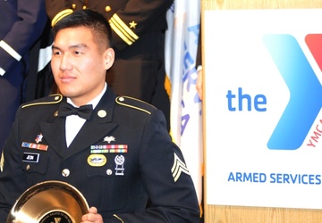 USARAK Soldier among stars as ASYMCA of AK Salutes Military