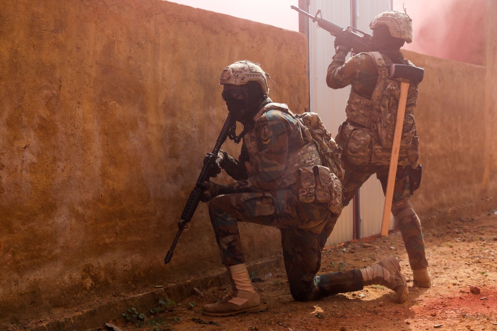 Raid: Ghana and British Armed Forces