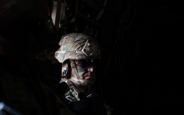 US Paratroopers / Polish soldiers train together to increase interoperability