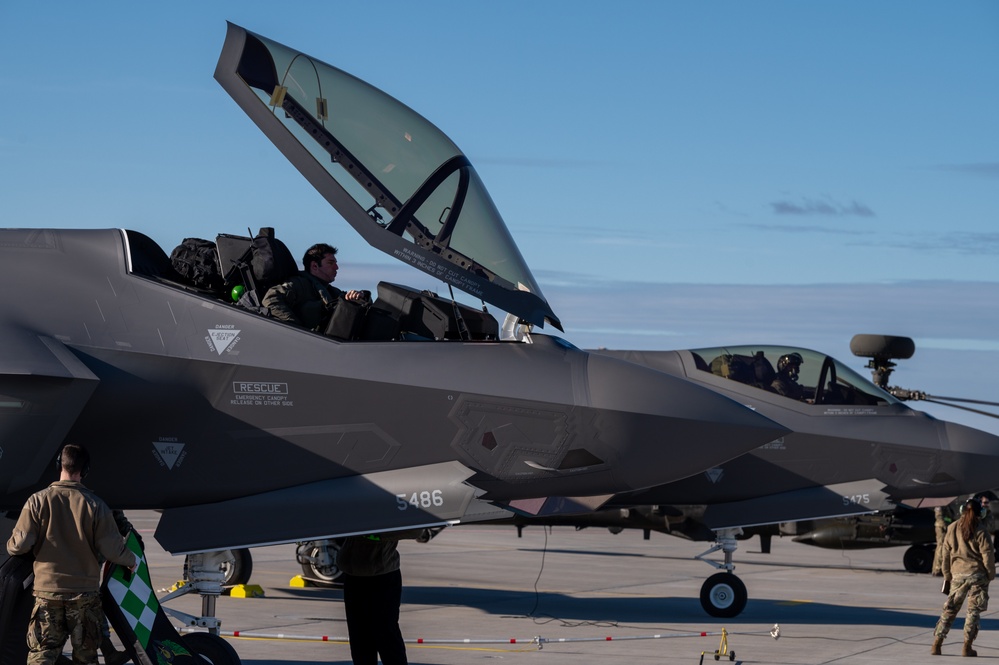 U.S. F-35s forward deploy to NATO’s eastern flank
