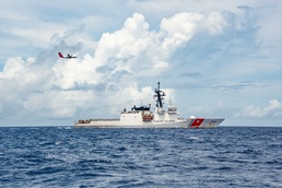 USCGC Stratton crew conduct training with Australian maritime surveillance aircraft
