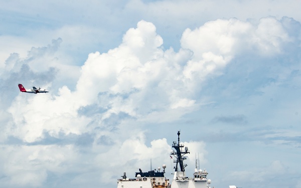 Coast Guard Cutter Stratton returns to Alameda following 97-day South Pacific patrol