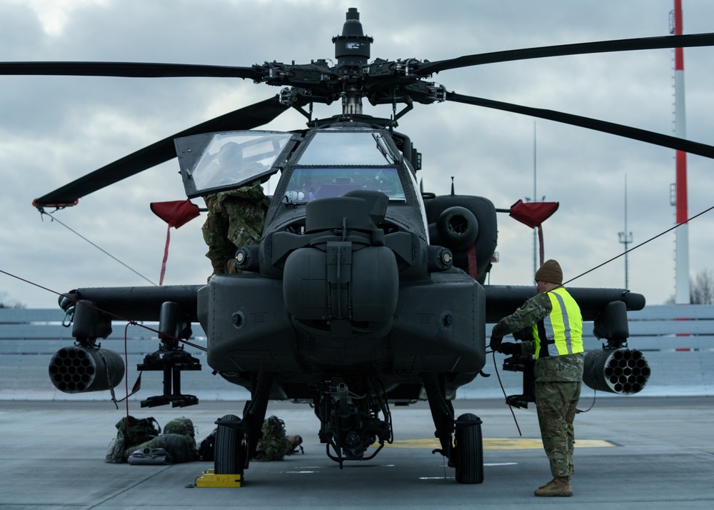 Apache preparing for mission
