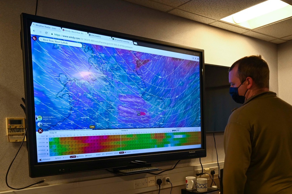 100th OSW Supports Base Amid Storms Eunice and Franklin