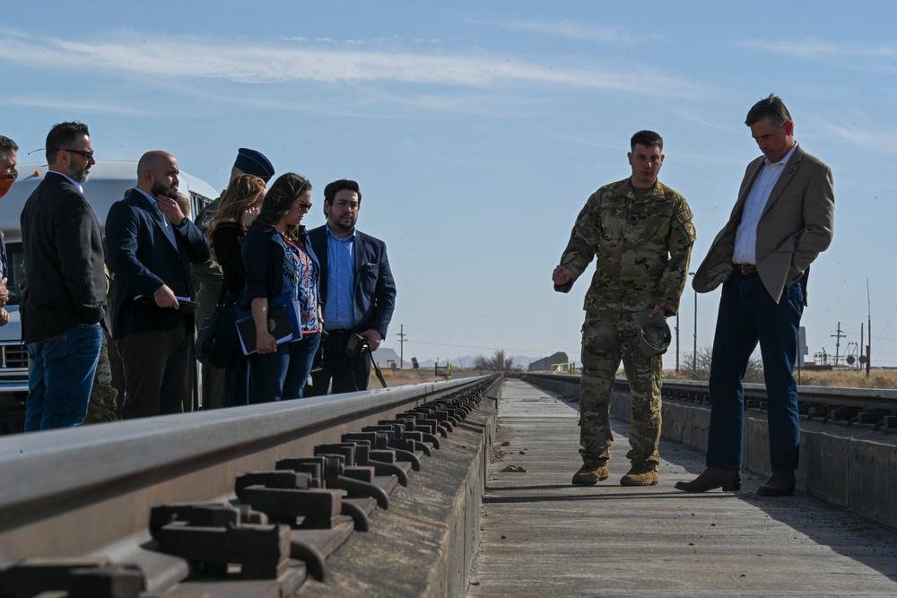 New Mexico Senator Visits Holloman