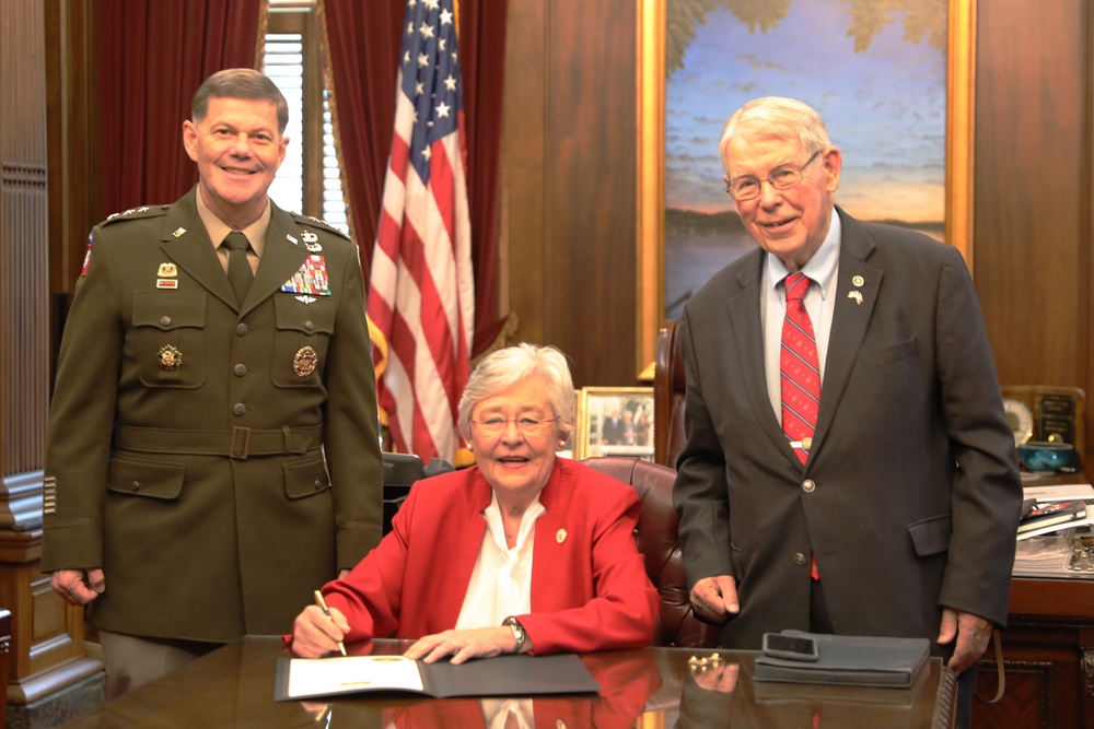 Alabama honors its service members, retirees and families