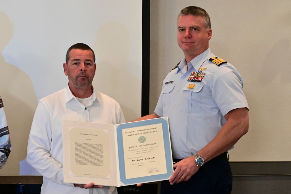 Good Samaritans awarded at Hampton Roads SAR Forum for saving 2 from vessel fire