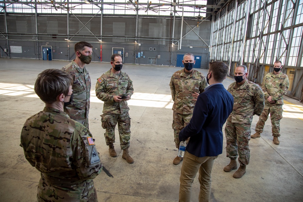 The 3rd Combat Aviation Brigade hosts distinguished visitors during a staff delegation visit.