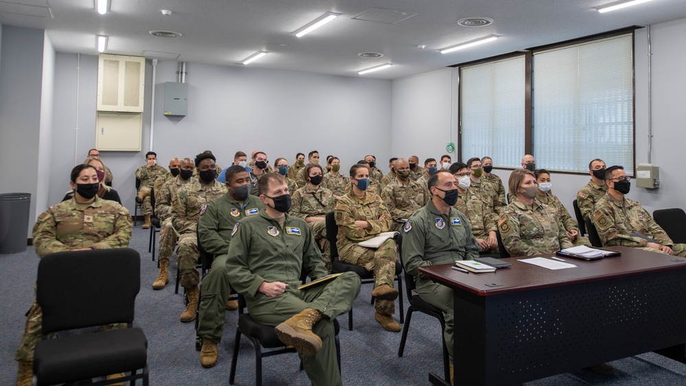 CSAF &amp; CMSAF meet with U.S. forces in Japan on virtual all-call