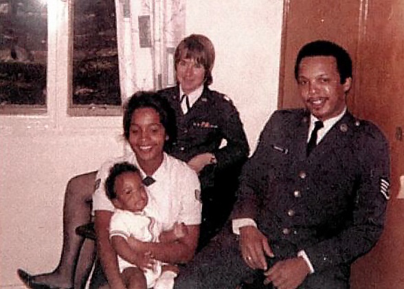 Retired Lt. Col. paved way for military mothers