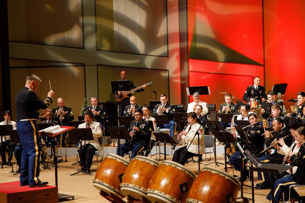The holiday concert presented by USARJ BAND took place at Zama Harmony Hall, Kanagawa, Japan on Dec 18, 2021.