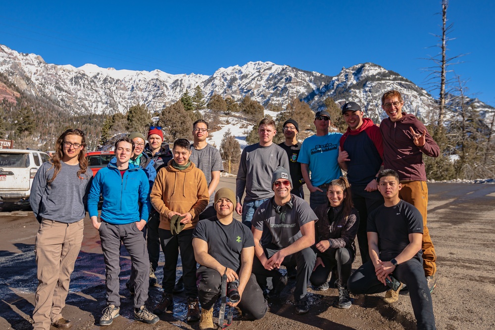 DVIDS - Images - Ice Climbing with BOSS/MWR Ouray Ice Park [Image 5 of 5]