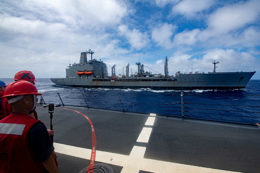 Spruance conducts RAS with USNS John Ericsson