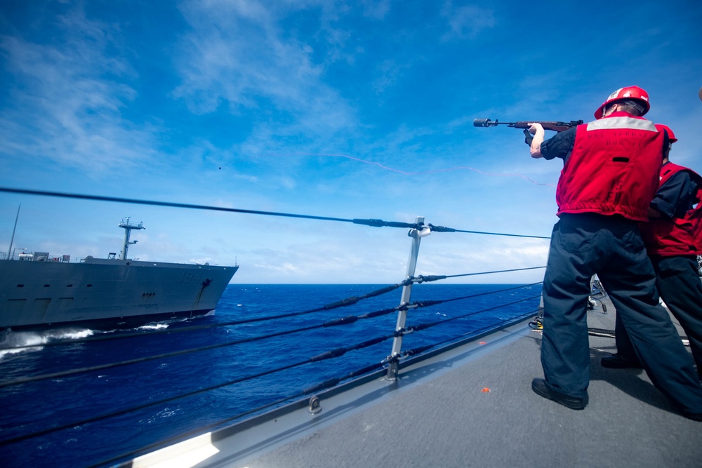 Spruance conducts RAS with USNS John Ericsson