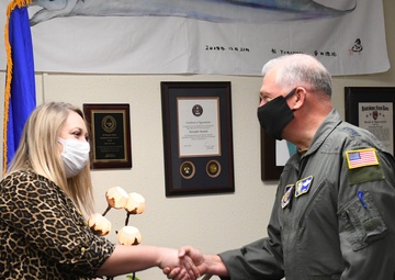 5th Air Force Commander visits Kadena
