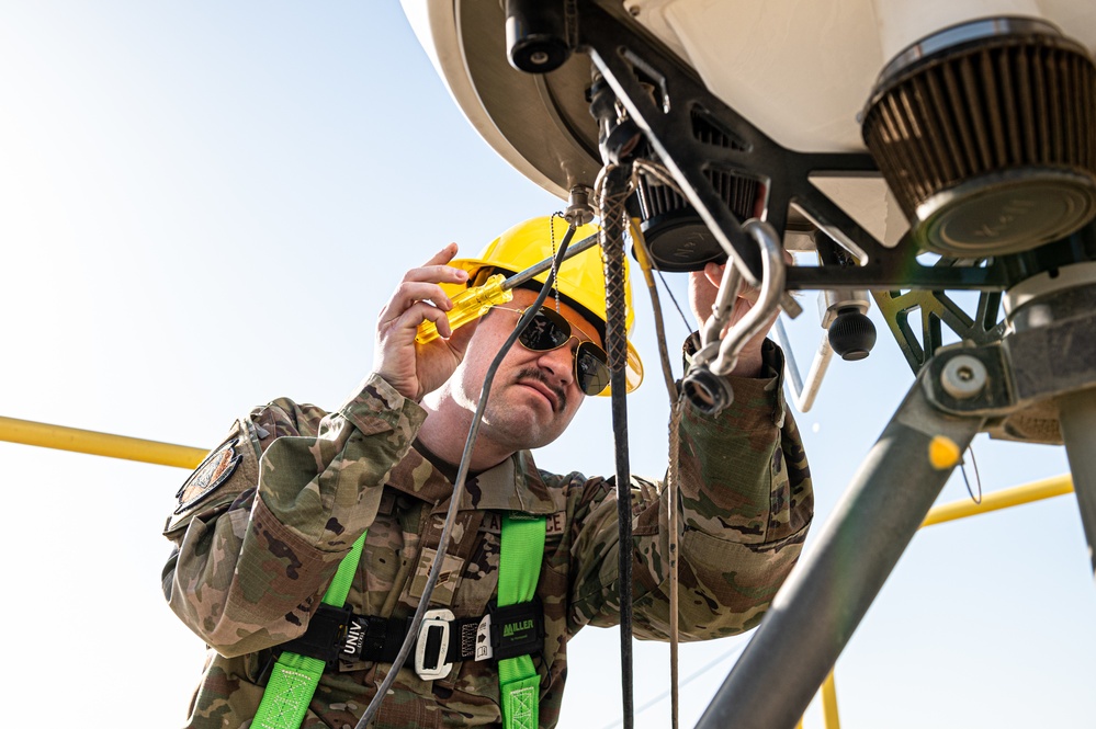 For USAF weather forecasters, weather isn't just small talk.