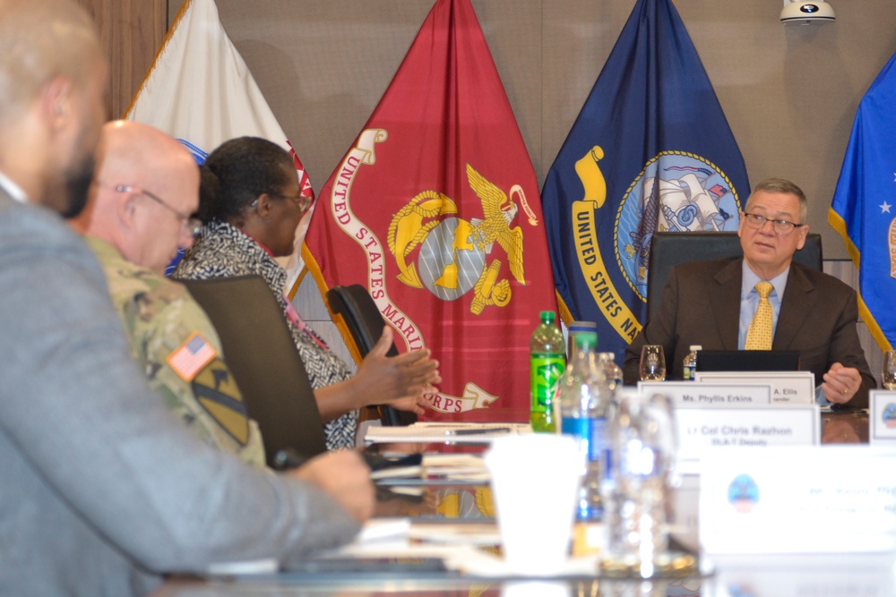Collaborating for success: DLA Troop Support hosts Headquarters National Account Managers to strengthen partnership