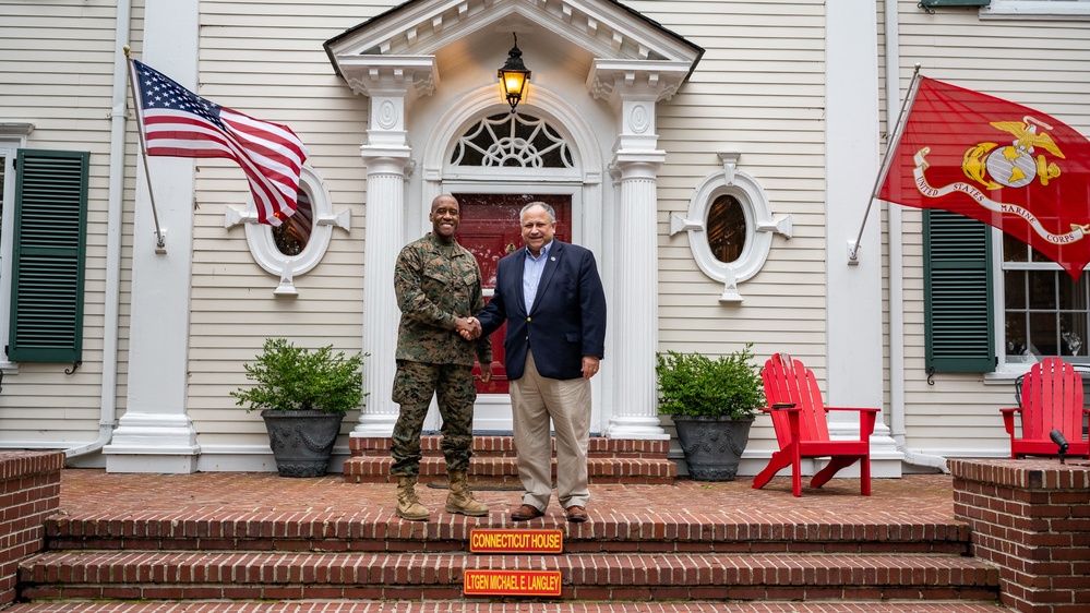 SECNAV visits Norfolk