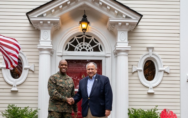 SECNAV visits Norfolk